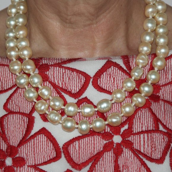 VTG Necklace Freshwater Pearl Glass Hand Knotted Strand Costume Jewelry 19" Drop - Picture 4 of 7